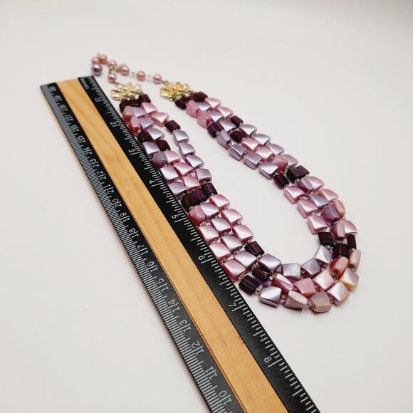 Vintage Japan 1950s Pink Lavender Pearl Finish 3 Strand Necklace 17” - Picture 13 of 13